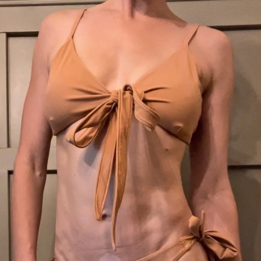 MONDAY Swimwear Tie Front Bikini Top in Sand Light Brown Tan Size Large